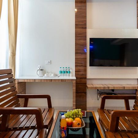 Sree Bharat Residency Hotel Alāndurai Exterior photo