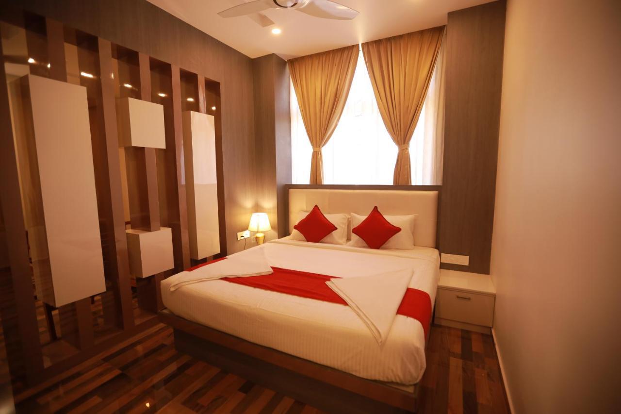 Sree Bharat Residency Hotel Alāndurai Exterior photo