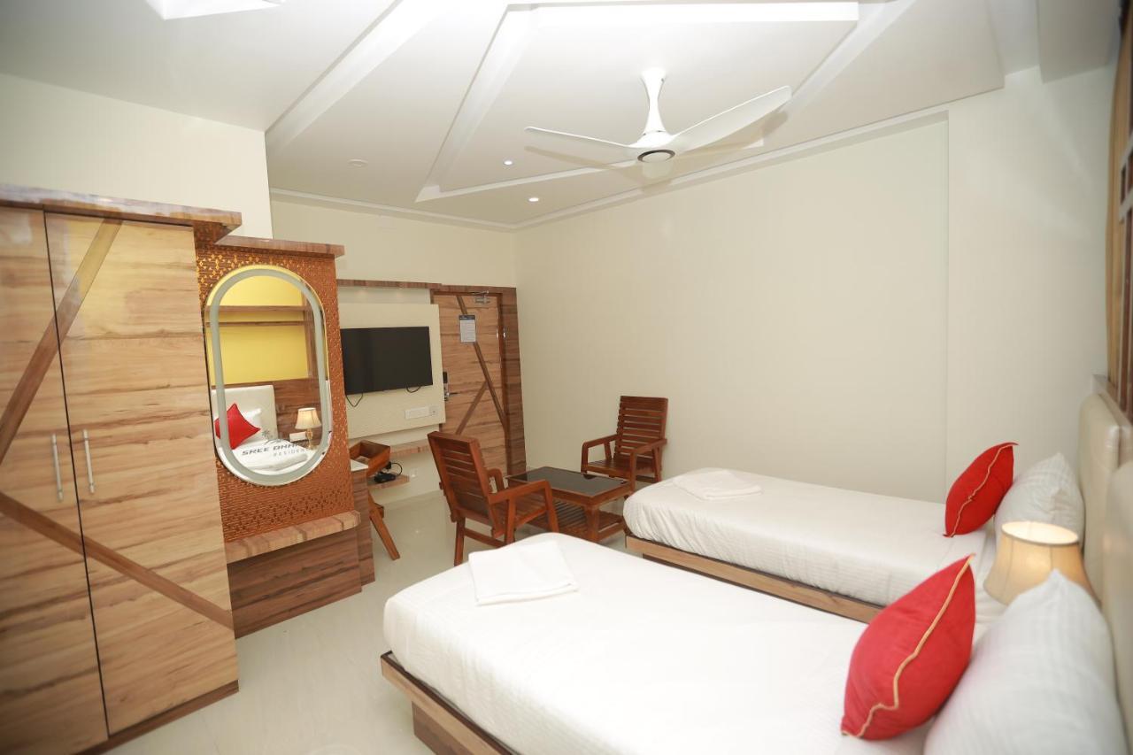 Sree Bharat Residency Hotel Alāndurai Exterior photo