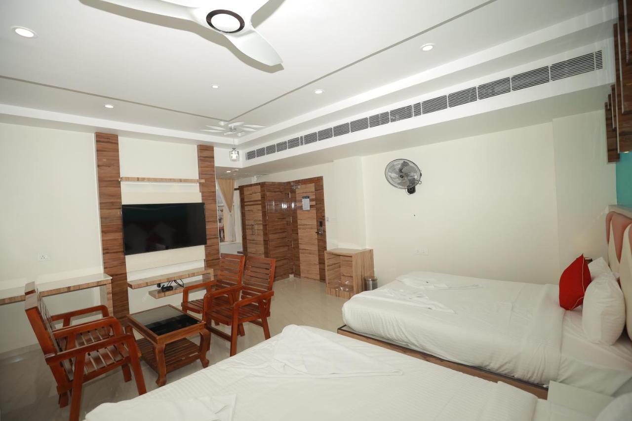 Sree Bharat Residency Hotel Alāndurai Exterior photo