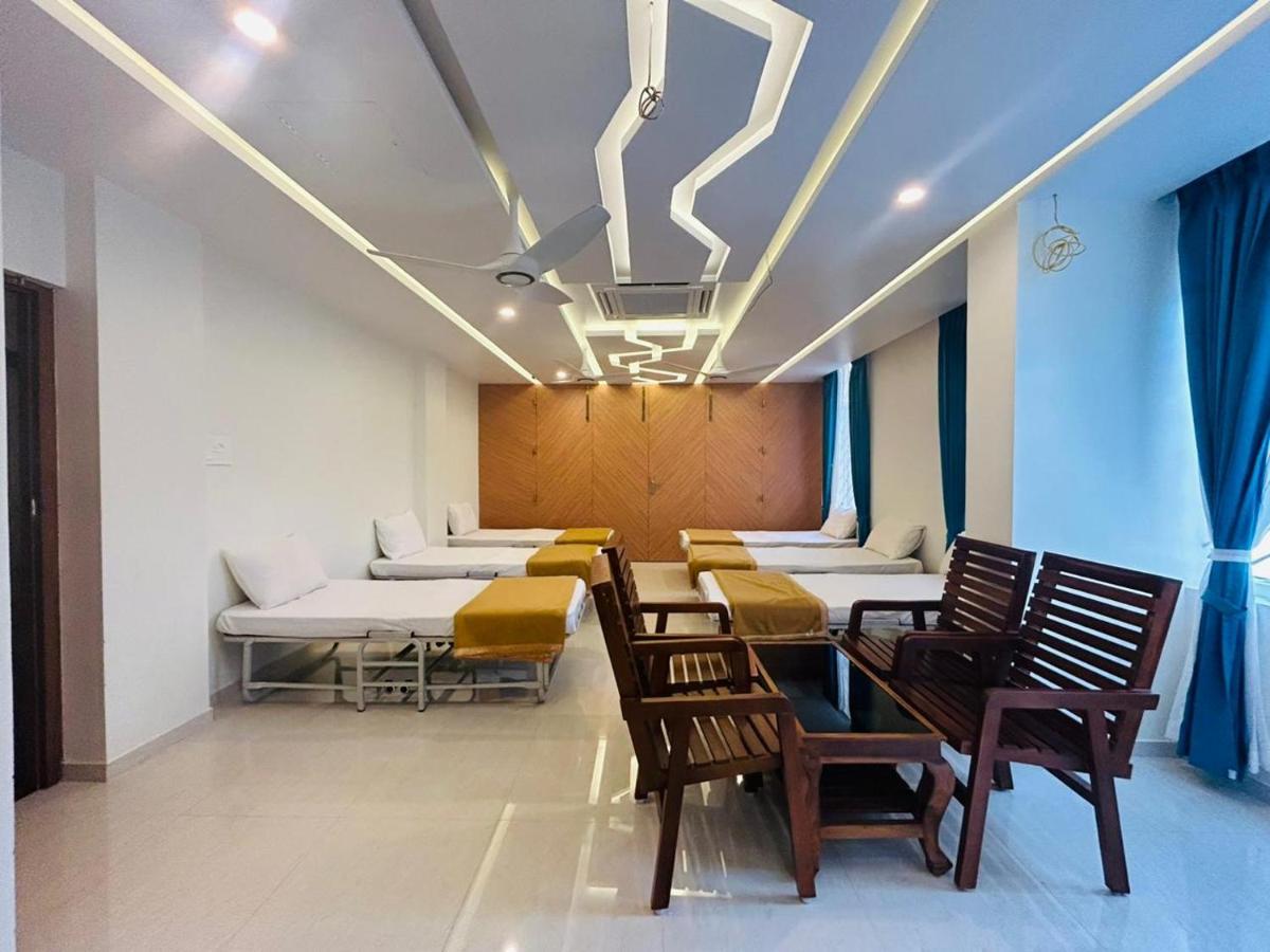Sree Bharat Residency Hotel Alāndurai Exterior photo