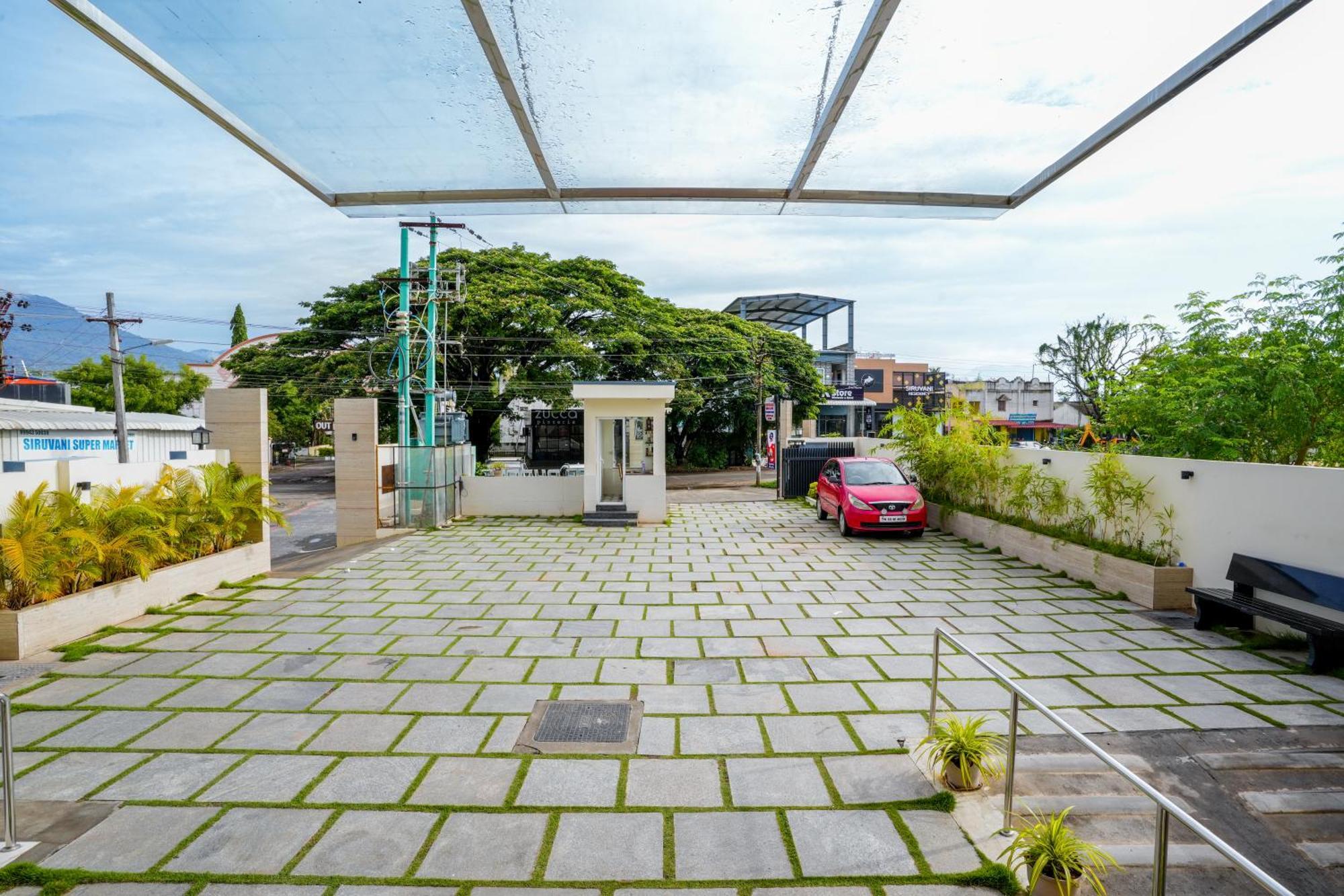 Sree Bharat Residency Hotel Alāndurai Exterior photo